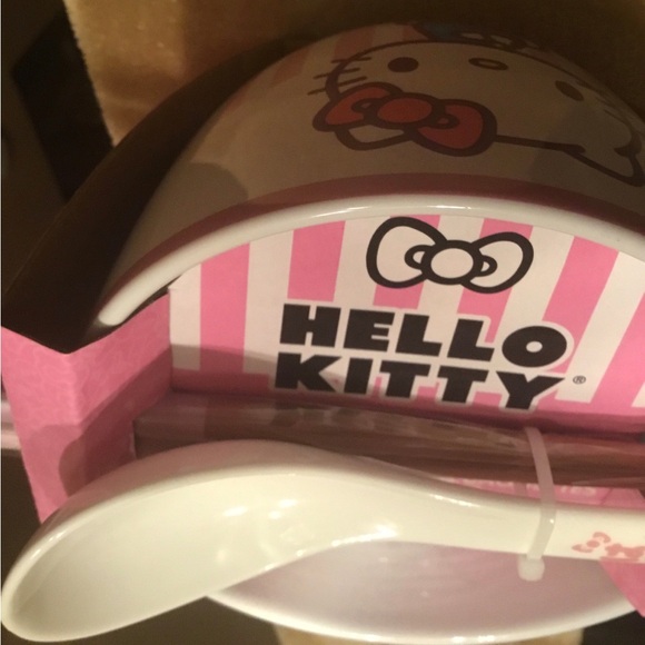 🩷🆕 Sanrio Hello Kitty / Tokyo / Pink Stripes / Ramen Bowl / Chopsticks & Spoon - Picture 4 of 11